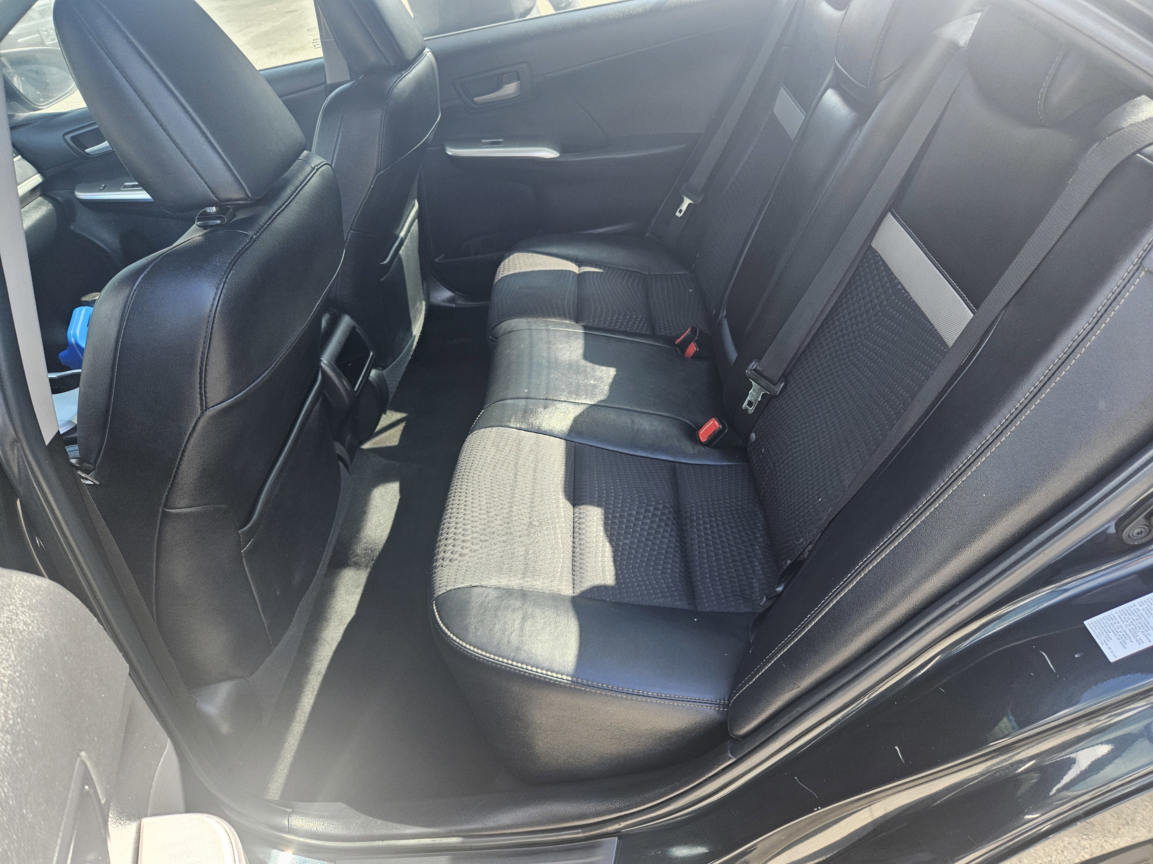 Used 2013 Toyota Camry SE image 17