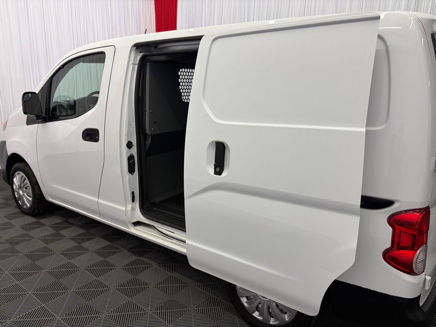 Used 2019 Nissan NV200 S FWD image 13