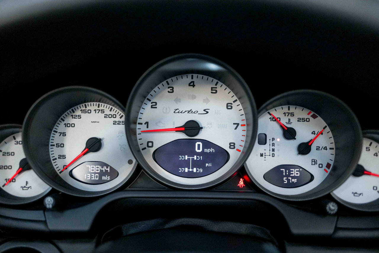 Used 2011 Porsche 911 Turbo S image 57