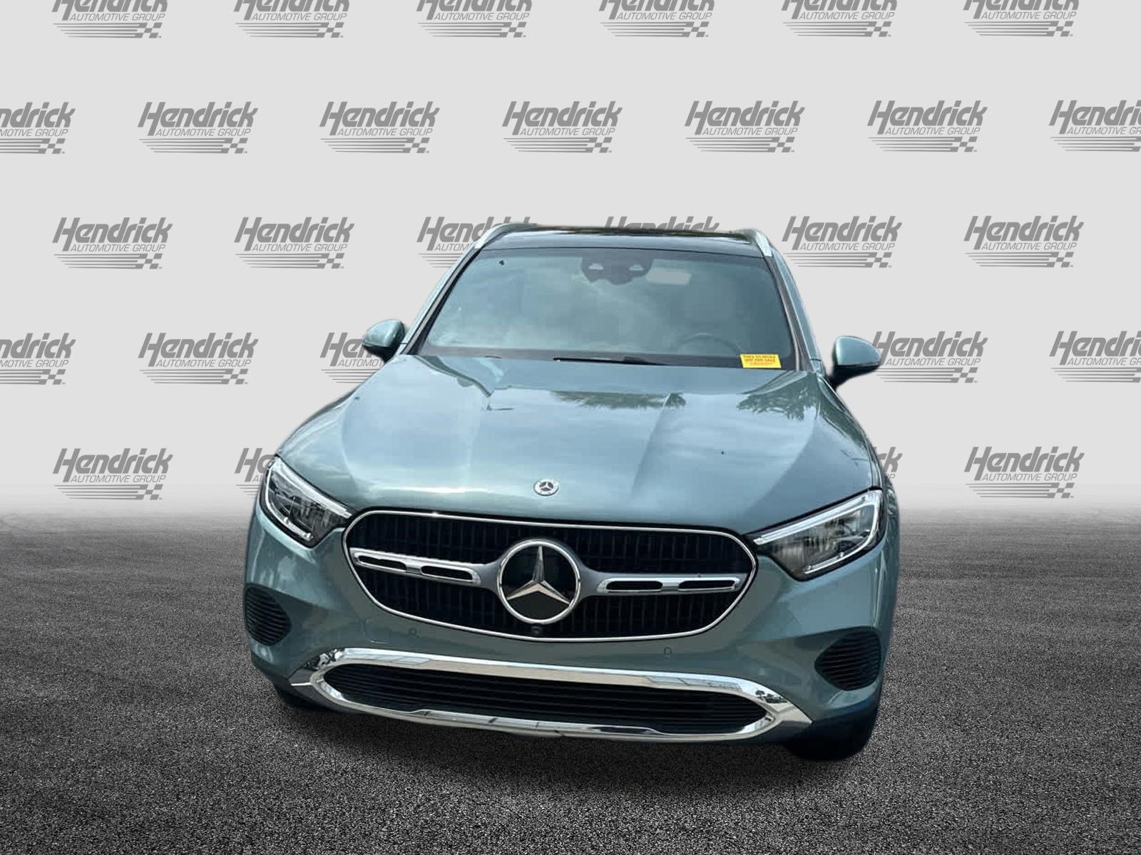 Used 2025 Mercedes-Benz GLC 350e 4MATIC image 7