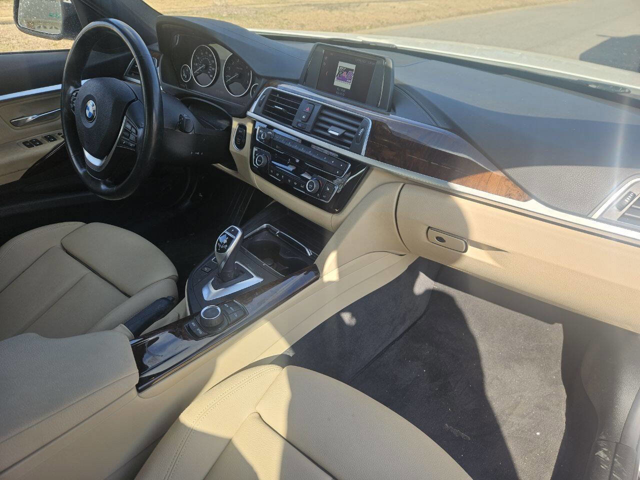 Used 2018 BMW 330i Sedan image 15