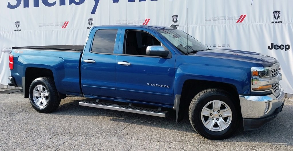 Used 2018 Chevrolet Silverado 1500 LT w/ All Star Edition image 3