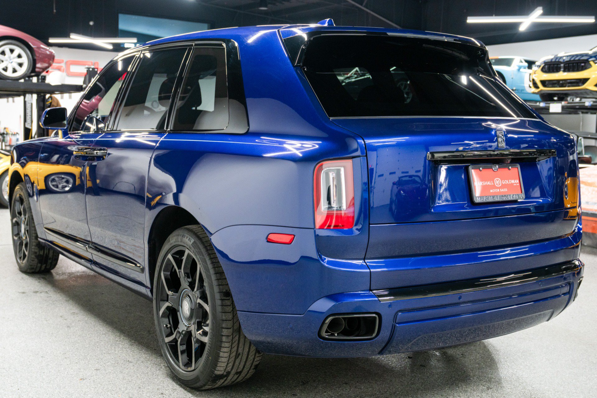 Used 2024 Rolls-Royce Cullinan Black Badge AWD/4WD image 6
