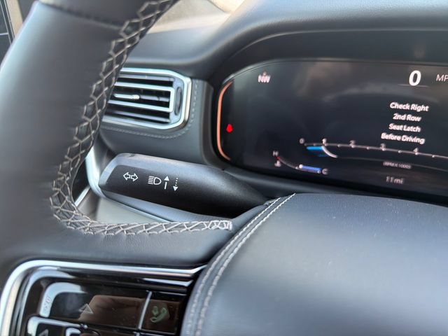 New 2026 Jeep Grand Wagoneer Summit AWD/4WD image 18