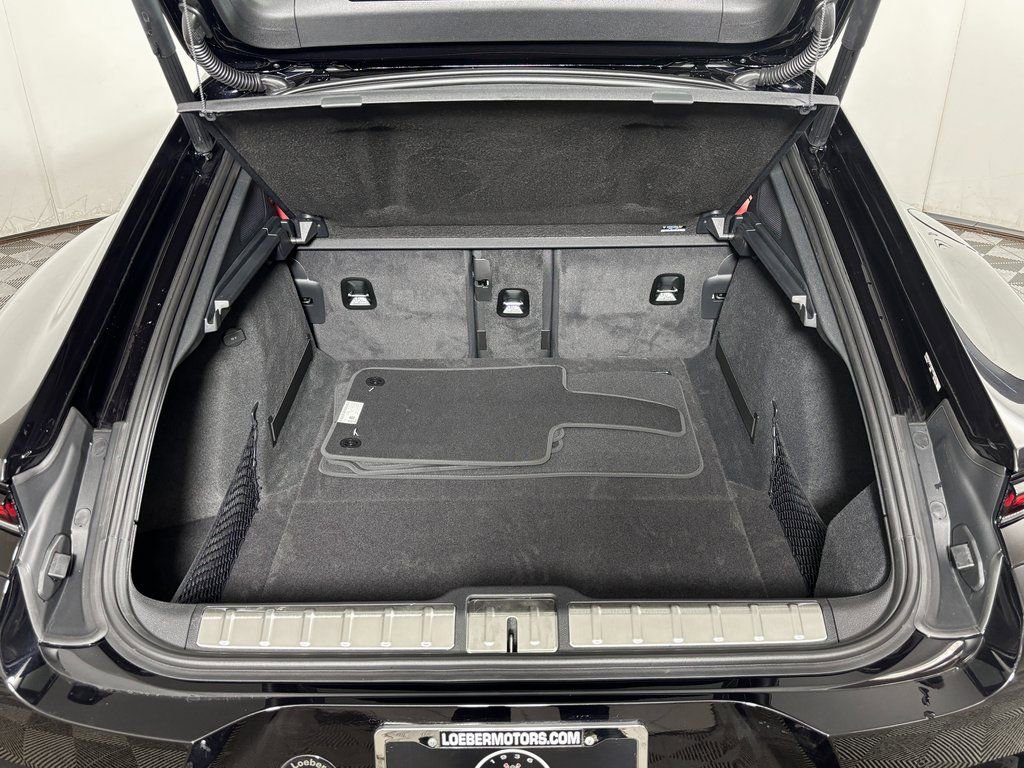 New 2026 Porsche Panamera 4 image 13