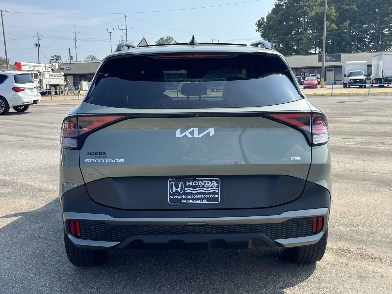 Used 2024 Kia Sportage X-Line w/ X-Line Premium Package AWD/4WD image 3