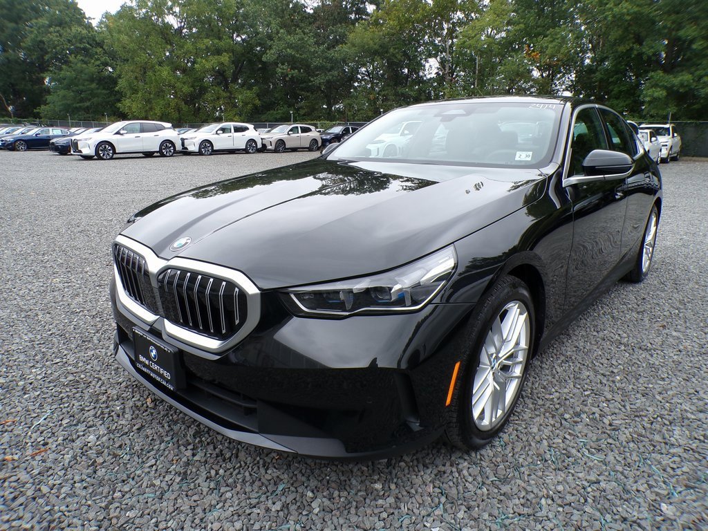 Certified 2025 BMW 530i xDrive w/ Premium Package