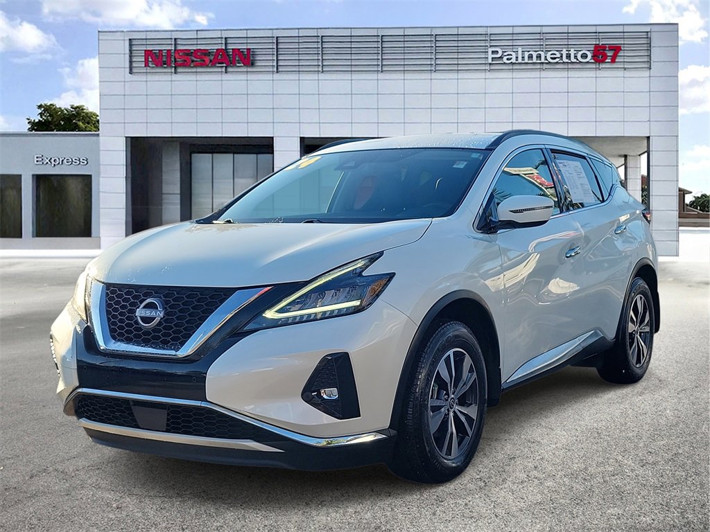 Certified 2024 Nissan Murano SV image 3