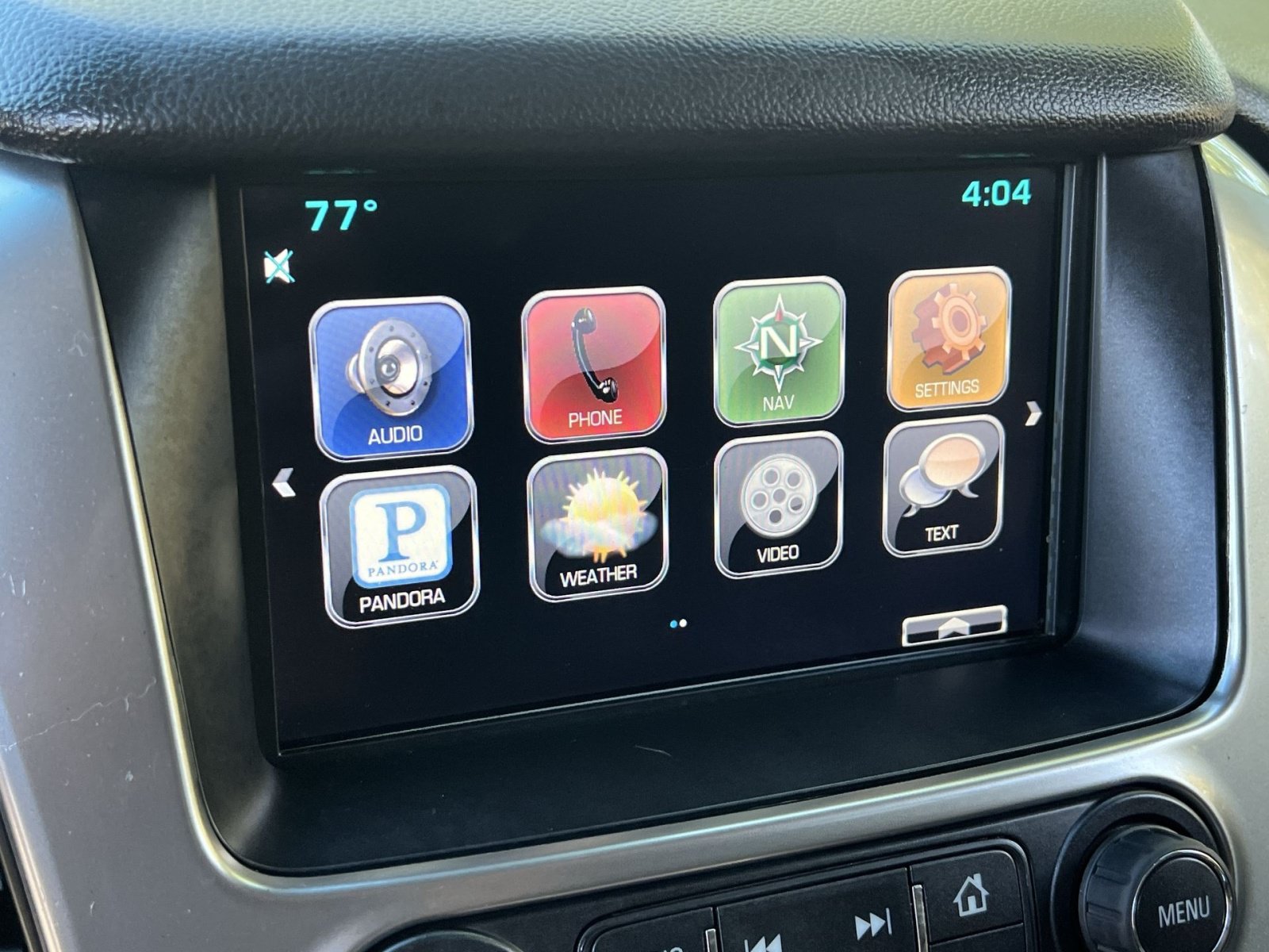 Used 2015 Chevrolet Suburban LTZ AWD/4WD image 17