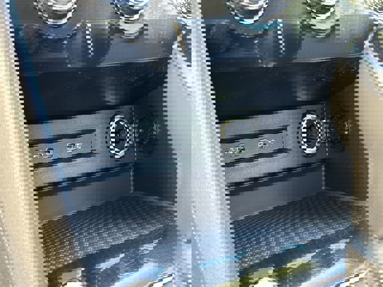 New 2026 Volkswagen Taos S image 25