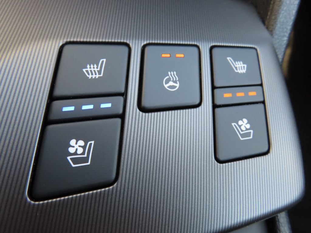 New 2026 Kia Sportage SX FWD image 11