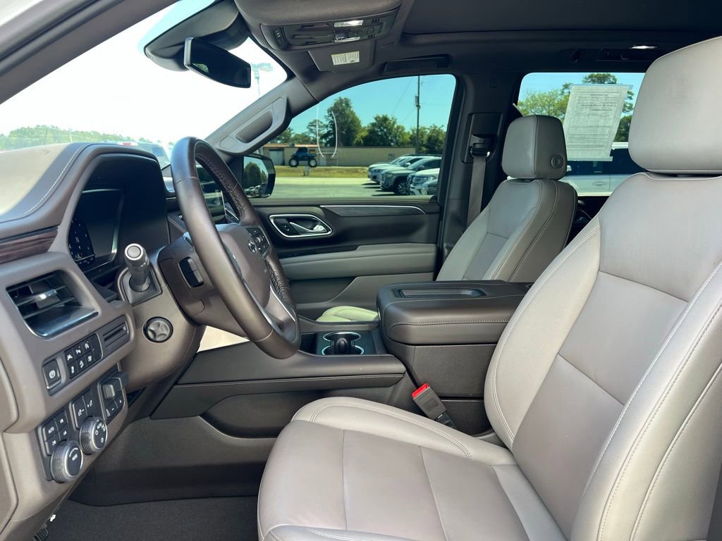 Used 2023 Chevrolet Tahoe Z71 w/ Luxury Package image 11