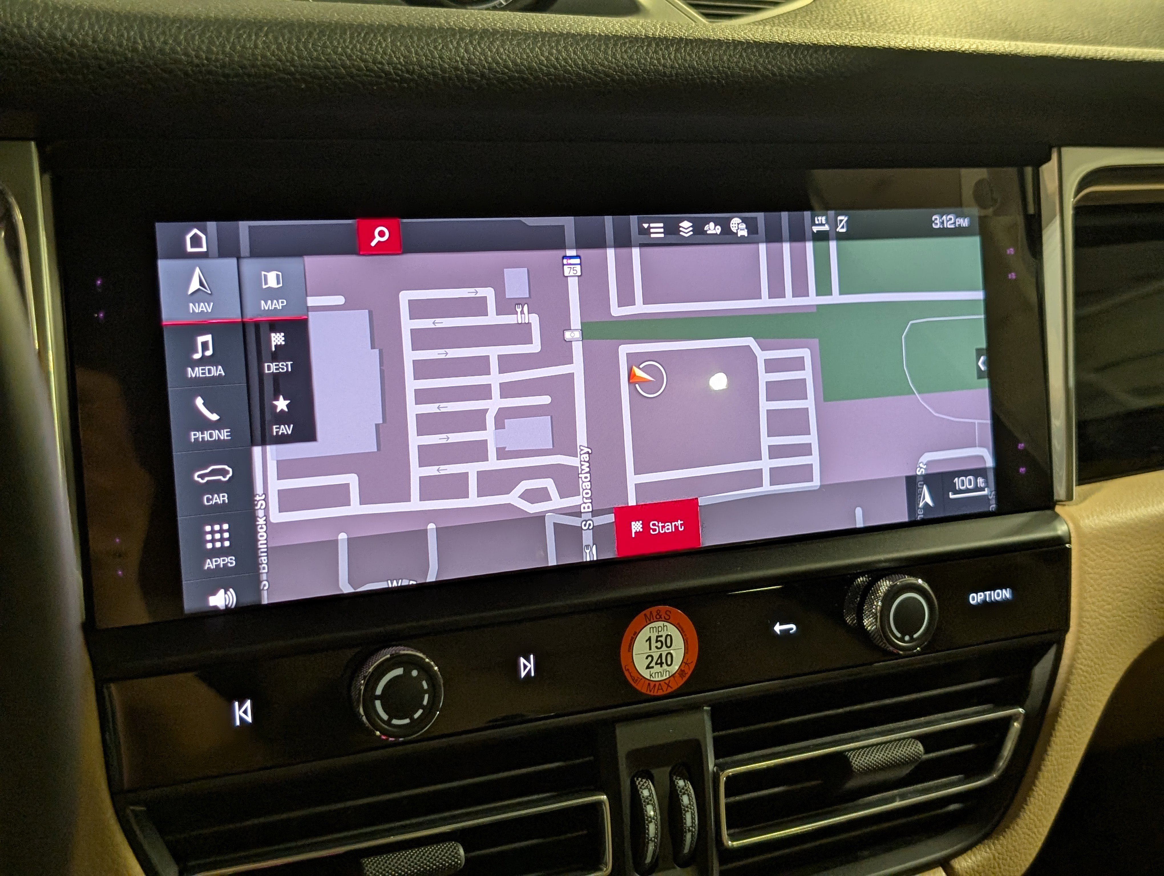 New 2026 Porsche Macan image 33