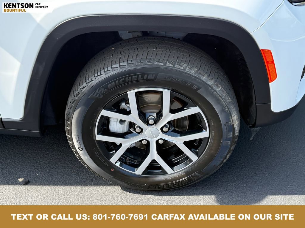 Used 2024 Jeep Grand Cherokee Limited image 16
