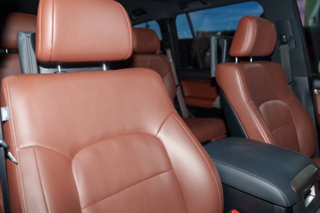 Used 2020 Toyota Land Cruiser AWD/4WD image 27