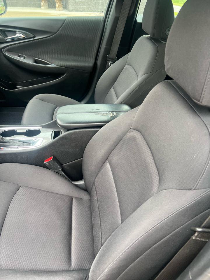 Used 2020 Chevrolet Malibu LT FWD image 12