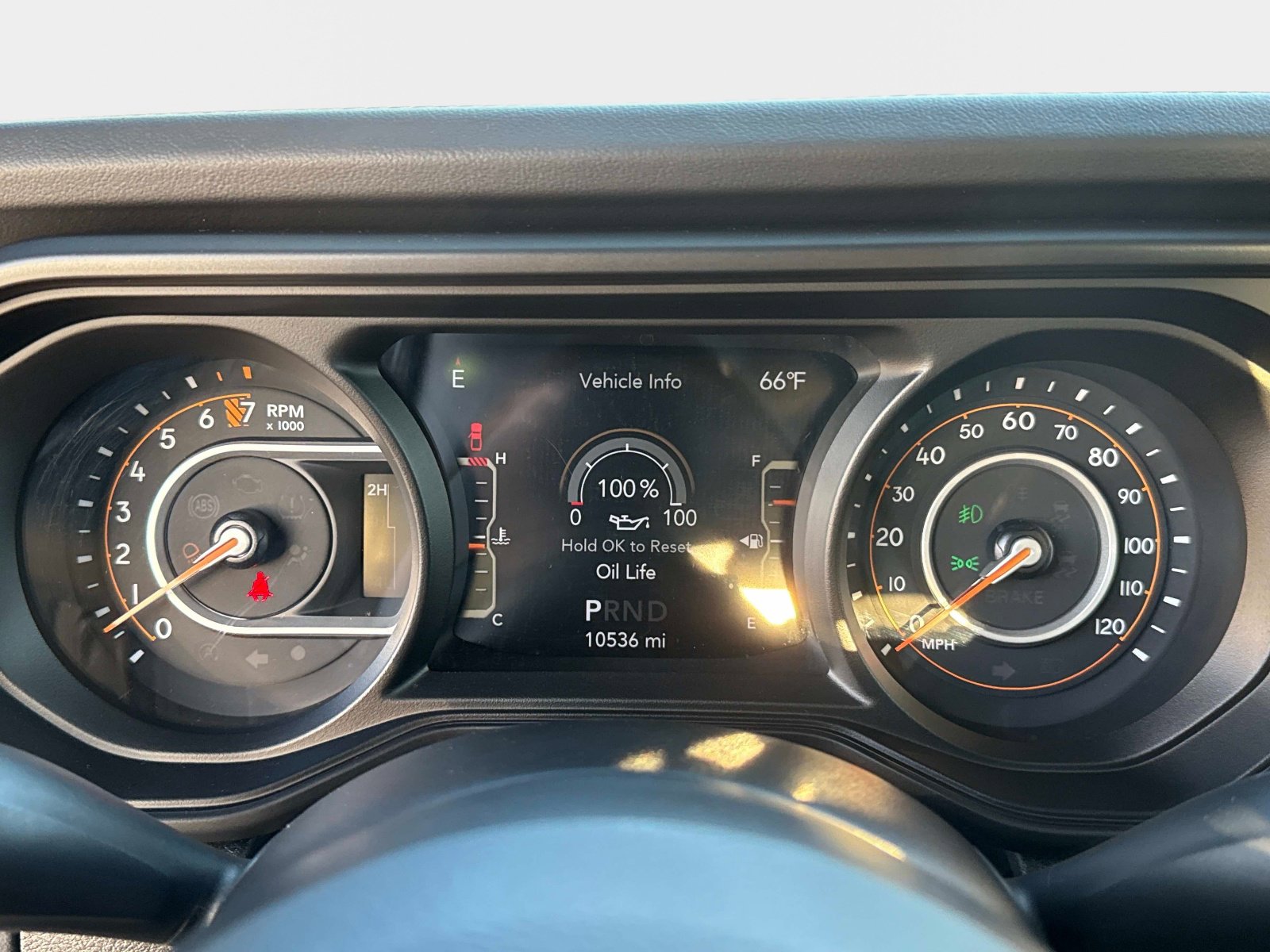 Certified 2025 Jeep Gladiator Rubicon w/ Safety Group image 27