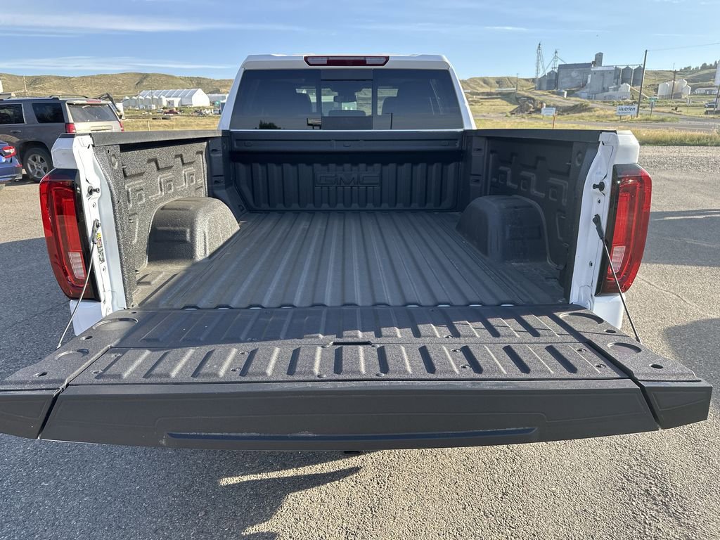 New 2026 GMC Sierra 1500 SLT w/ SLT Premium Plus Package image 21