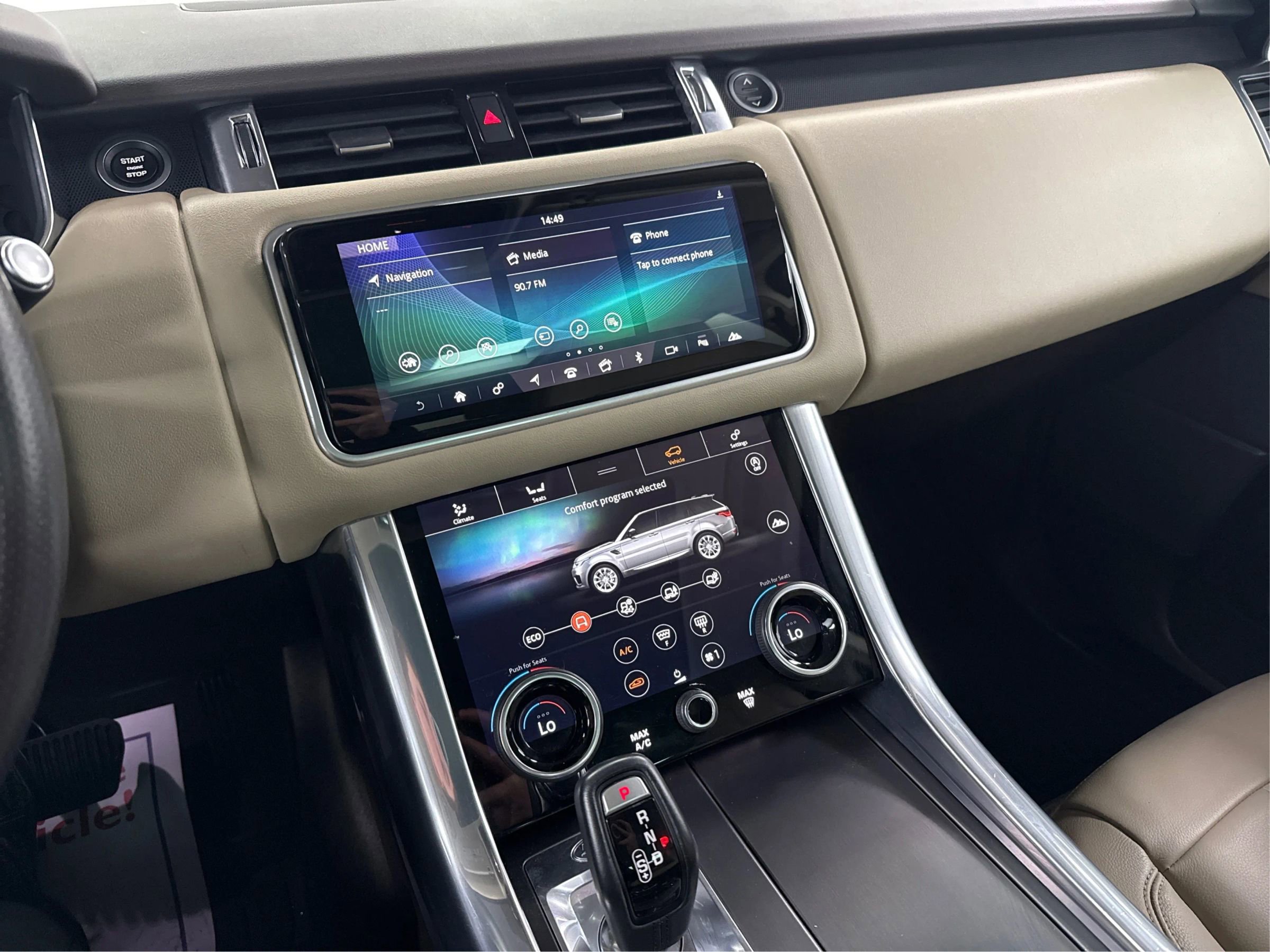 Used 2018 Land Rover Range Rover Sport SE image 14