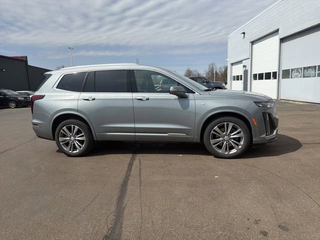 Used 2023 Cadillac XT6 Premium Luxury w/ Technology Package image 4