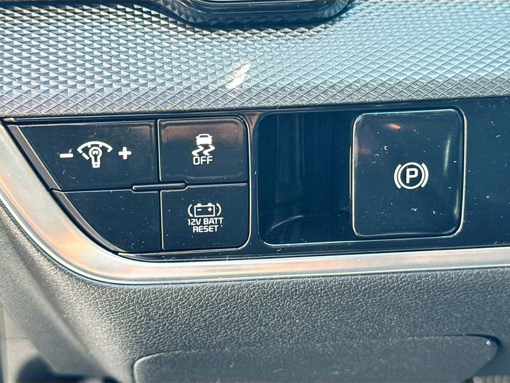 Certified 2023 Kia Sportage LX AWD/4WD image 13