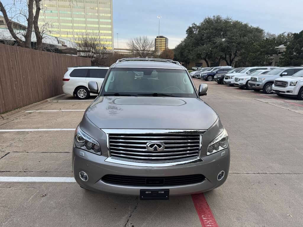 Used 2011 INFINITI QX56 4WD w/ Deluxe Touring Pkg image 13