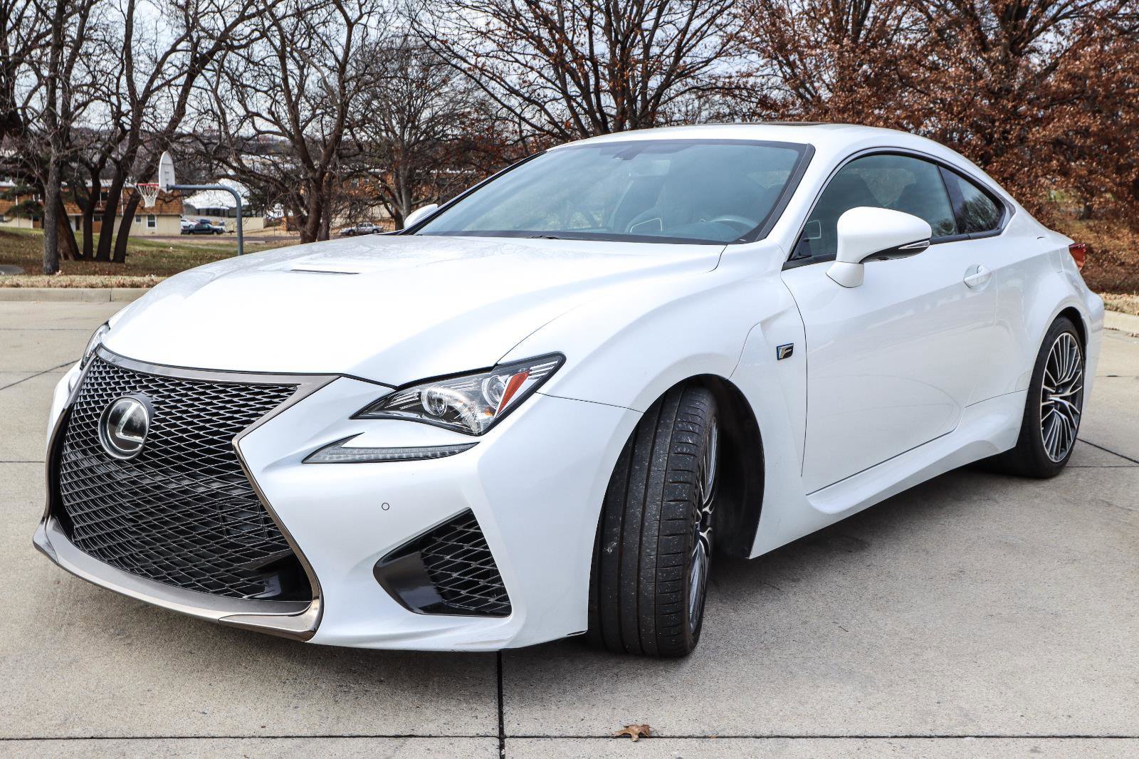 Used 2016 Lexus RC F image 3