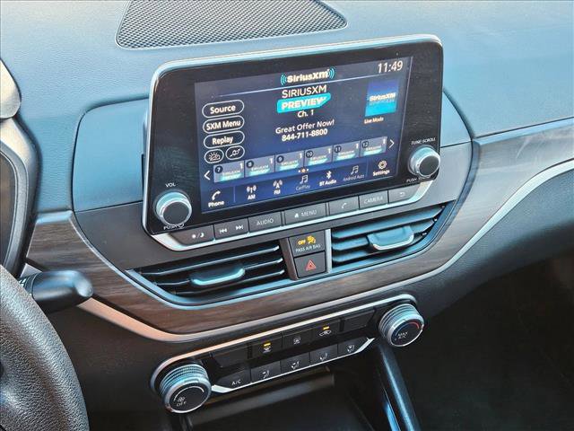 Used 2024 Nissan Altima 2.5 SV image 14