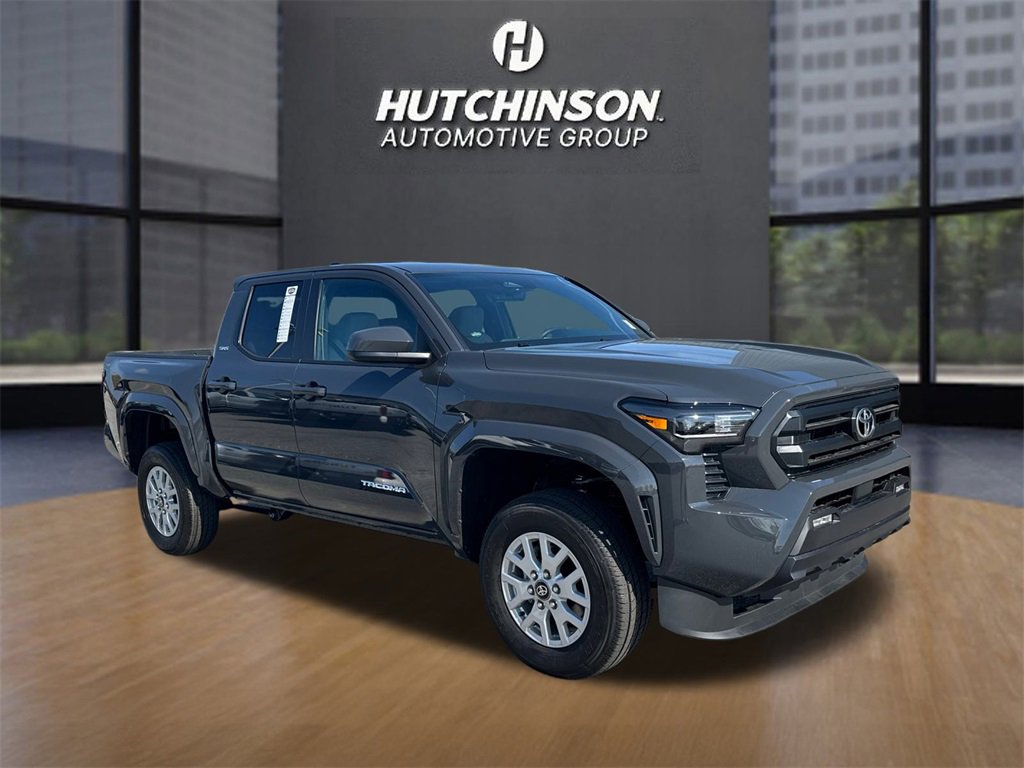 New 2025 Toyota Tacoma SR5