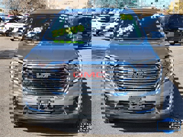 Used 2024 GMC Terrain SLT image 9