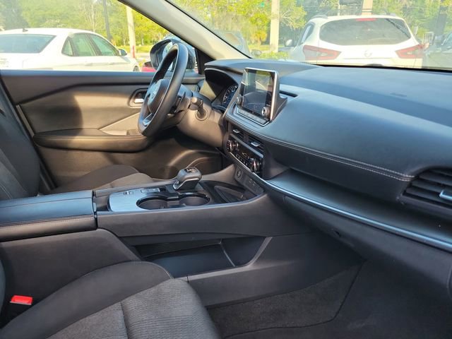 Used 2024 Nissan Rogue SV FWD image 36