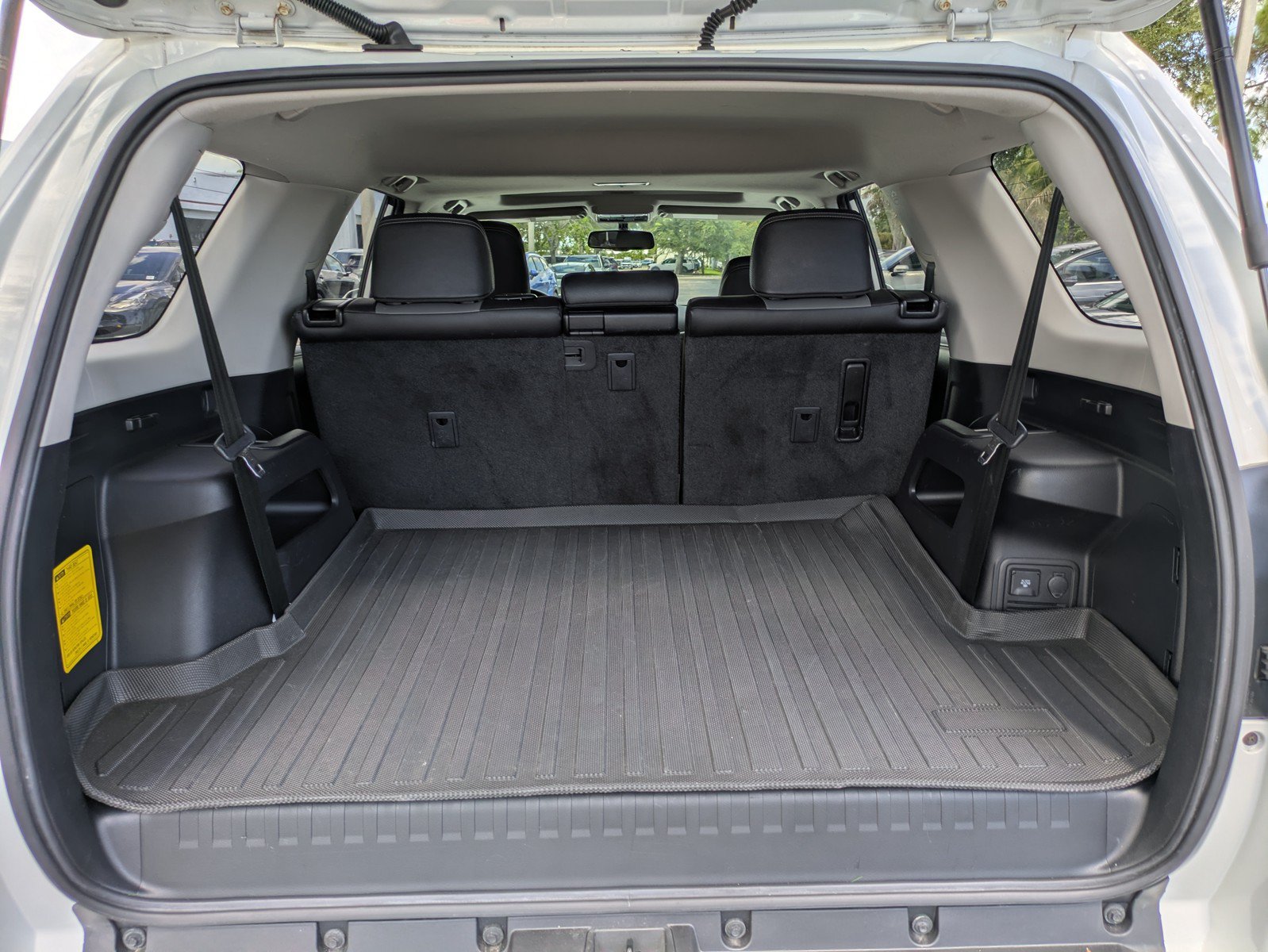 Used 2019 Toyota 4Runner SR5 Premium RWD image 9