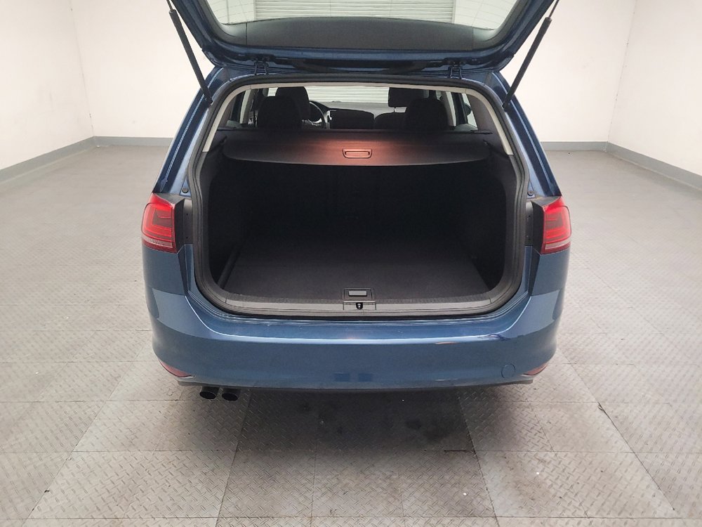 Used 2016 Volkswagen Golf S FWD image 29
