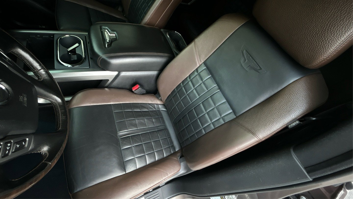 Used 2019 Nissan Titan Platinum Reserve image 13