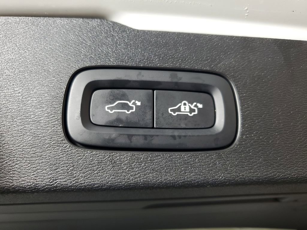 Used 2024 Volvo V60 T8 Polestar w/ Protection Package Premier image 12