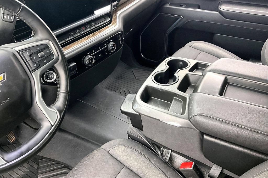Used 2024 Chevrolet Silverado 2500 LT AWD/4WD image 15