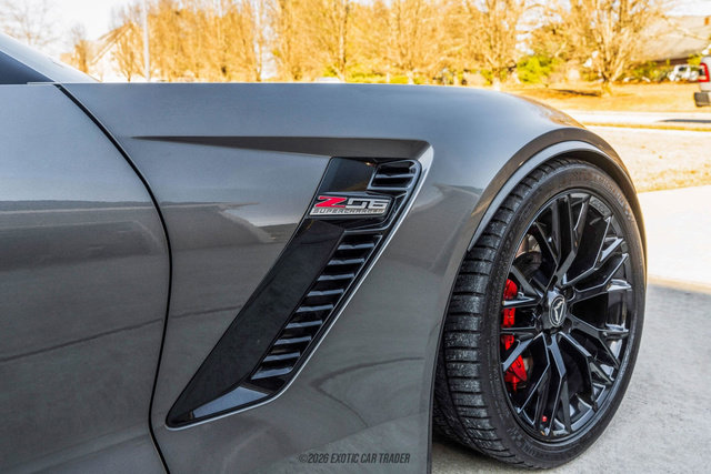 Used 2016 Chevrolet Corvette Z06 w/ 3LZ Preferred Equipment Group image 93