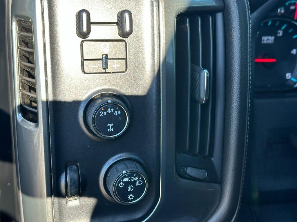 Used 2019 Chevrolet Silverado 2500 LTZ w/ Duramax Plus Package image 19