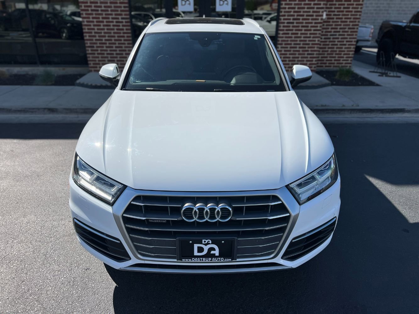 Used 2018 Audi Q5 2.0T Premium Plus w/ Premium Plus Package image 9