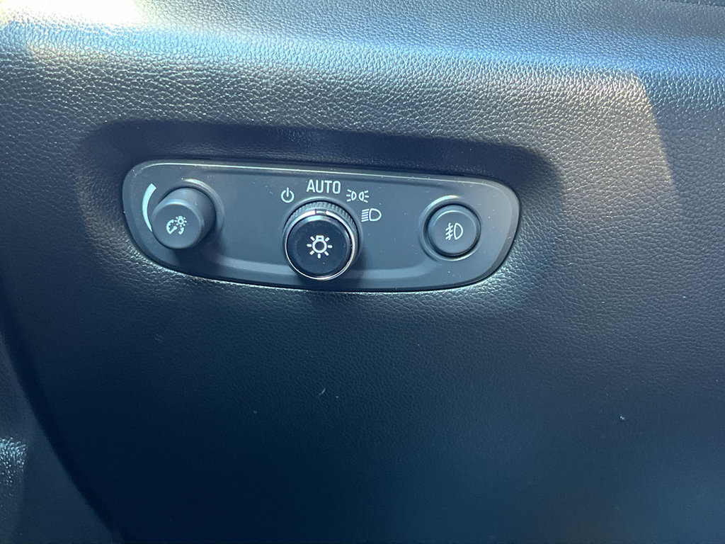 Used 2019 Chevrolet Traverse High Country w/ LPO, Cargo Package AWD/4WD image 15