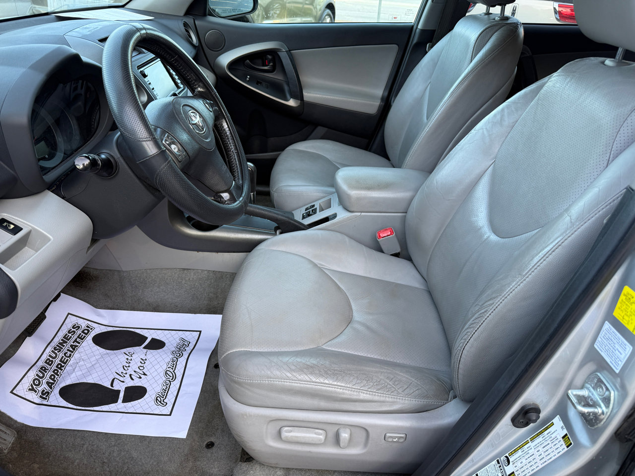 Used 2011 Toyota RAV4 Limited image 14