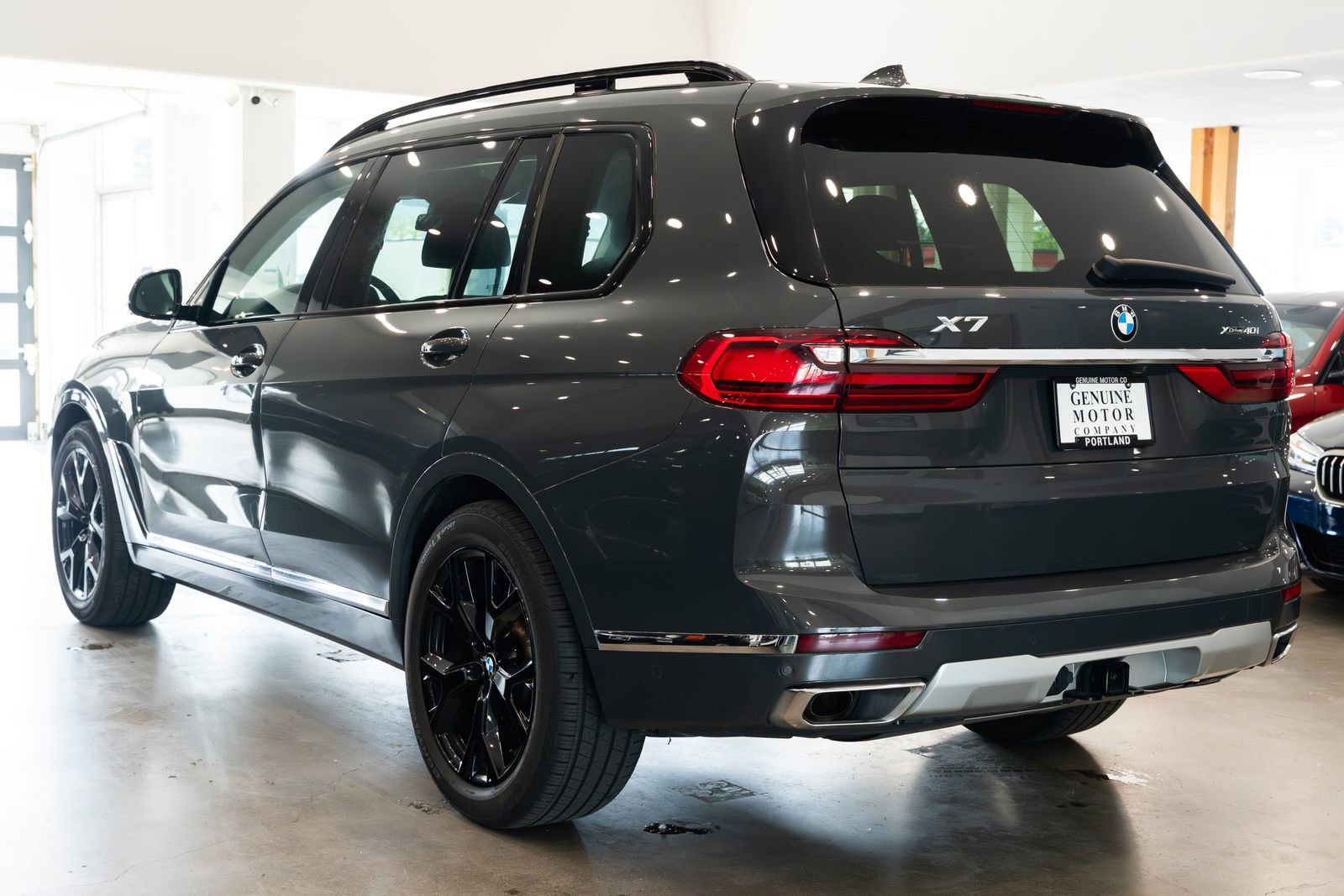 Used 2021 BMW X7 xDrive40i w/ Cold Weather Package AWD/4WD image 6