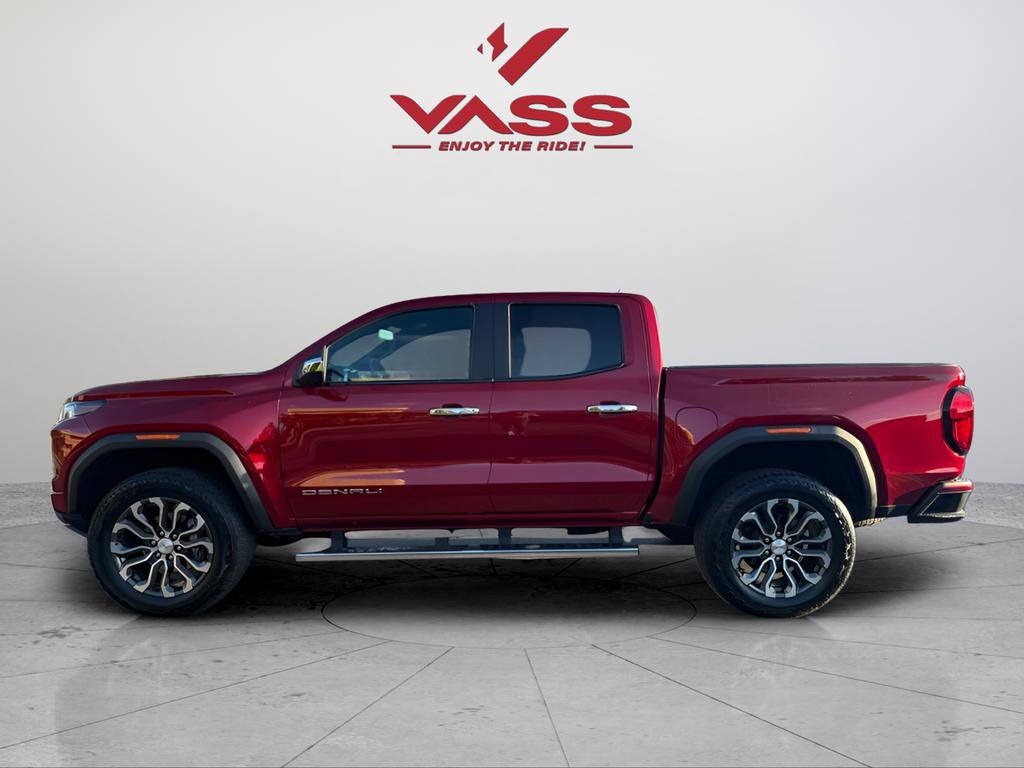Used 2023 GMC Canyon Denali image 5