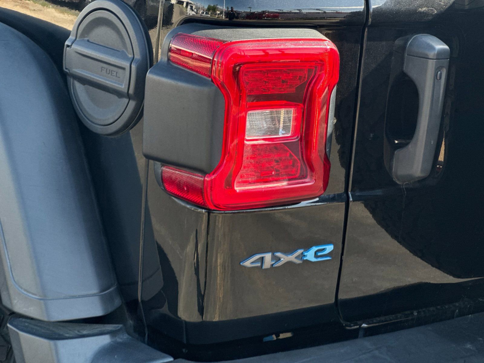 Used 2022 Jeep Wrangler Unlimited Rubicon 4xe image 26