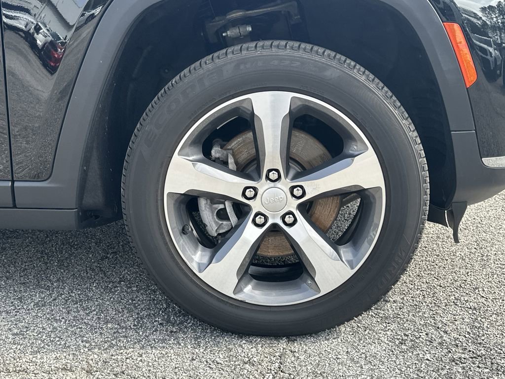 Used 2023 Jeep Grand Cherokee L Limited w/ Rear Seat Video Group I image 13