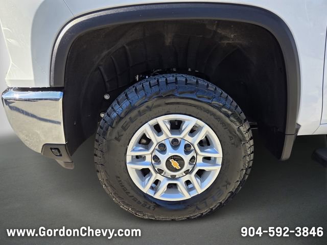 Used 2025 Chevrolet Silverado 2500 LT w/ Convenience Package image 11
