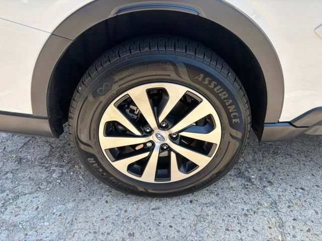 Used 2022 Subaru Outback Premium AWD/4WD image 9