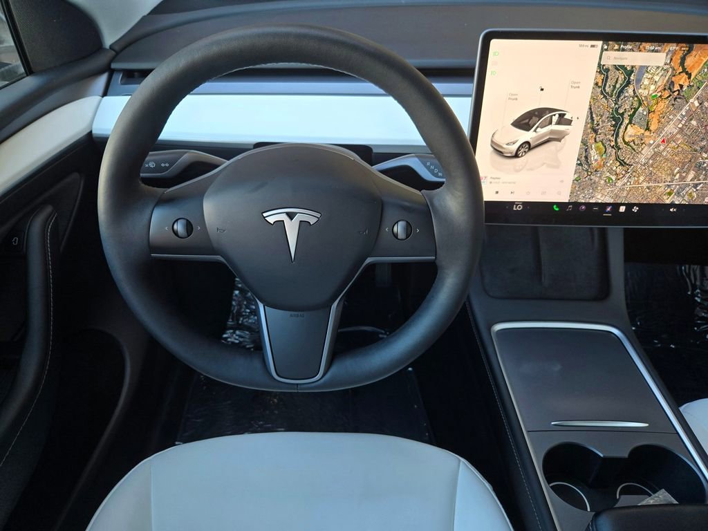 Used 2023 Tesla Model Y Long Range image 13