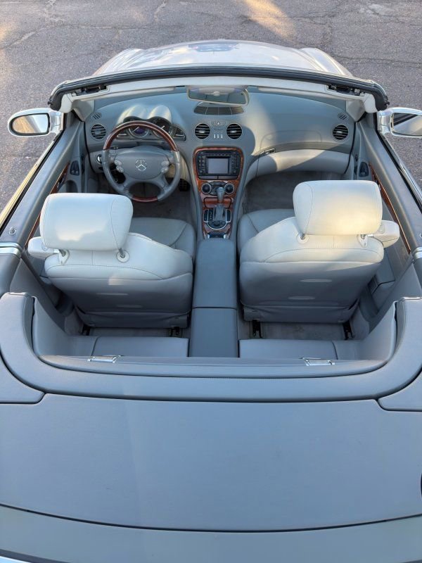 Used 2004 Mercedes-Benz SL 500 w/ Comfort Pkg image 16