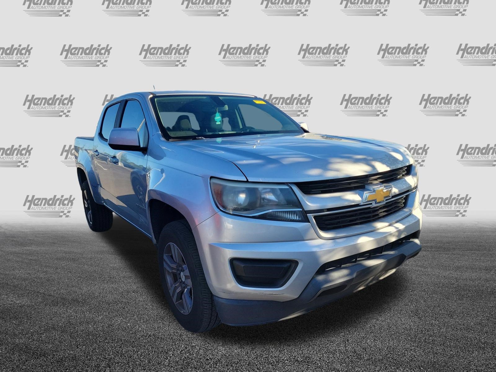 Used 2018 Chevrolet Colorado W/T w/ Custom Special Edition RWD image 2